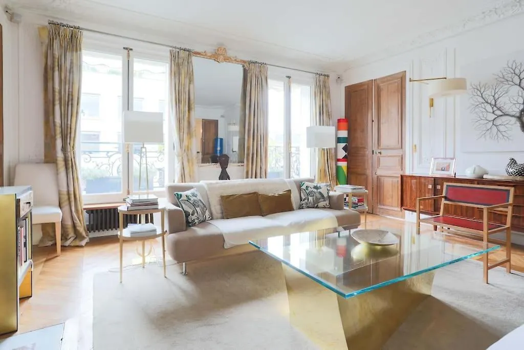 アパート Chic Flat 2 Rooms Georges V パリ