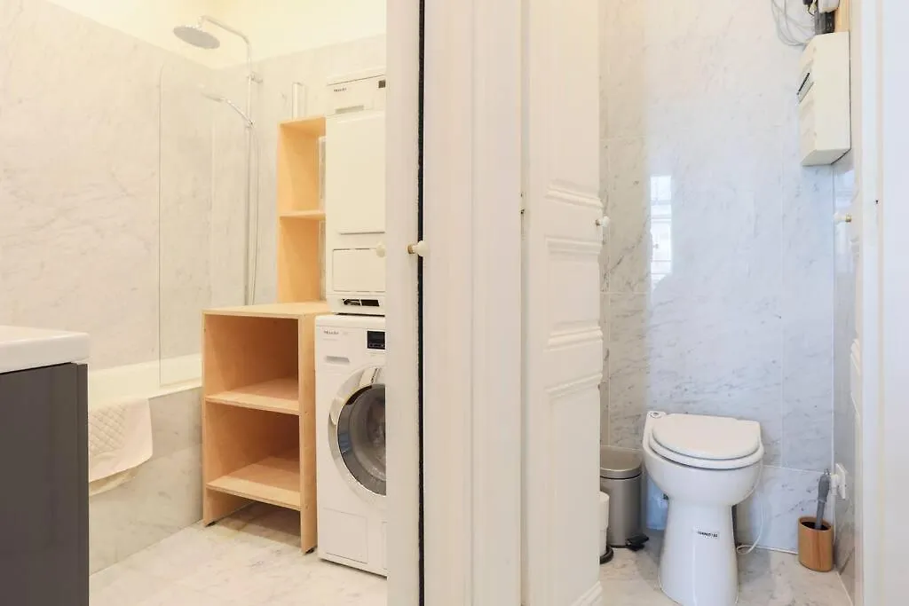 アパート Chic Flat 2 Rooms Georges V パリ