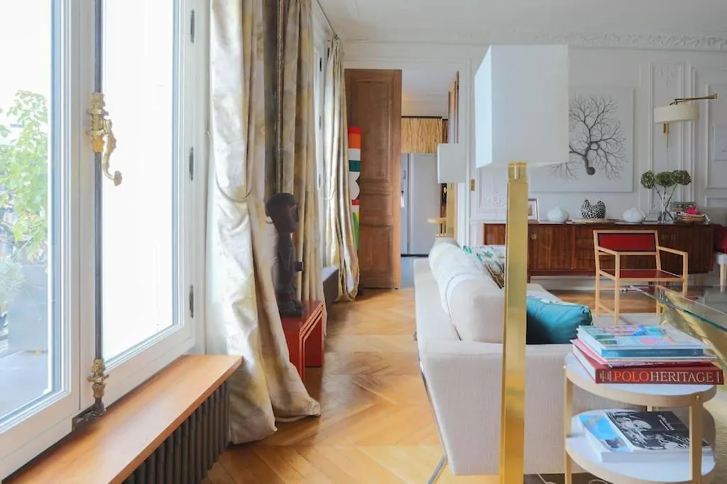 アパート Chic Flat 2 Rooms Georges V パリ フランス